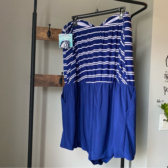 Bal Harbour Hip-Minimizer Bandeau Blouson Swim Romper with Pockets plus size 22W - Picture 5 of 8